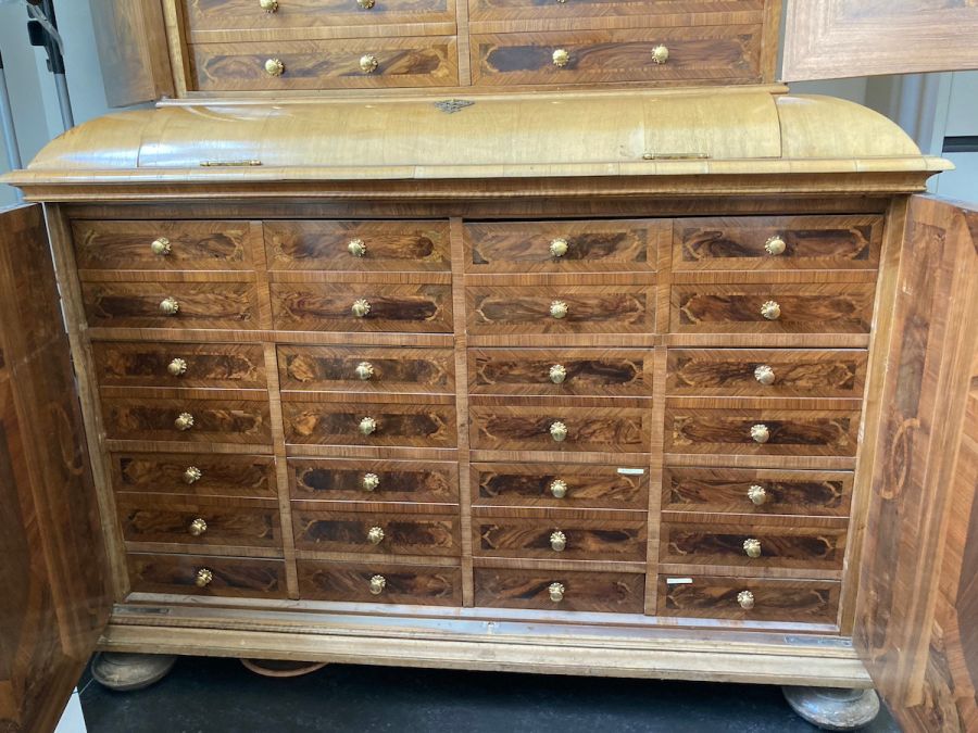20240425 escherschrank k
