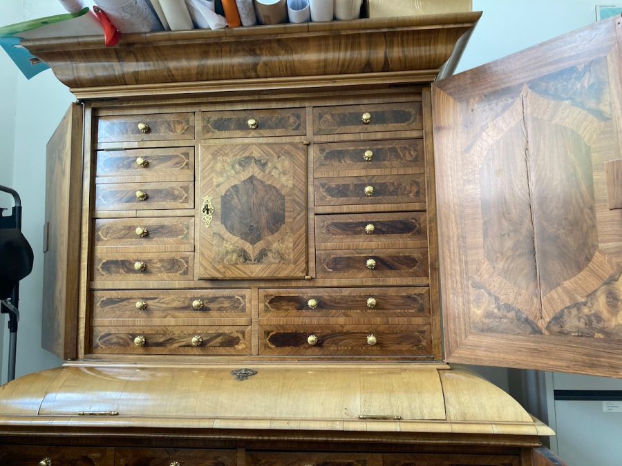 20240425 escherschrank k